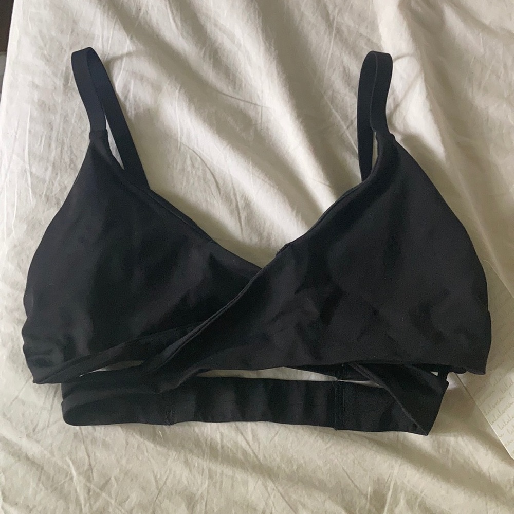 Lululemon lean in bra